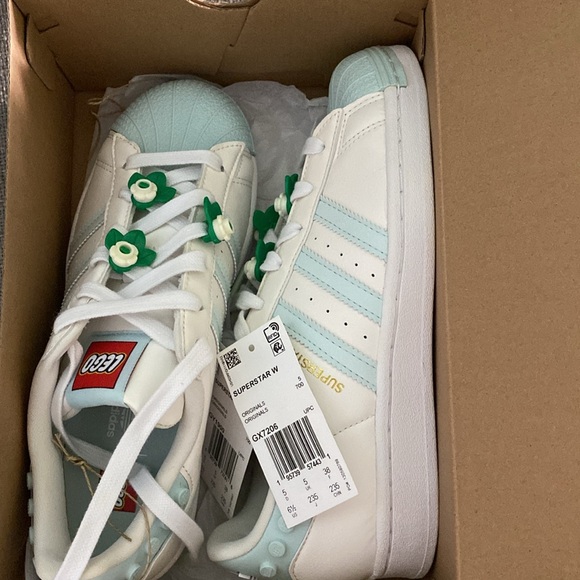 adidas LEGO x Superstar 'Clear White Ice Mint. Super cute & great Leather shoe - Picture 6 of 7